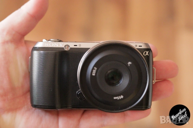 Sony NEX-C3 + Подарък Rockstar 27mm f/2.8