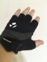 Протекторни ръкавици Bontrager, снимка 1 - Шапки, шалове и ръкавици - 31037158