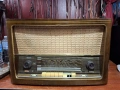 Продава се дървено радио  Saba  . , снимка 1