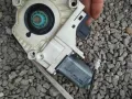 Моторчe стеклоподемник 4F0959801E , Audi A6 C6, снимка 5