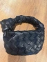 Дамска чанта мини по модел на Bottega Veneta Jodie, снимка 6