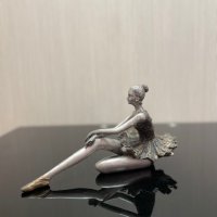 Балерина , снимка 2 - Статуетки - 42595084