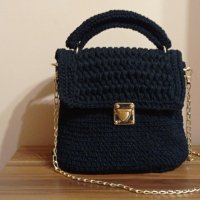 Дамски плетени чанти, снимка 1 - Чанти - 40825171