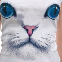Нов дамски бял потник с 3D принт Котка със сини очи, Х-гръб, прав гръб, снимка 2 - Потници - 28361545