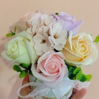 Нежни букети със сапунени цветя, снимка 3 - Подаръци за жени - 40295598