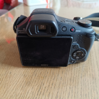 Цифров фотоапарат SONY DSC-HX200V, снимка 5 - Фотоапарати - 44589551