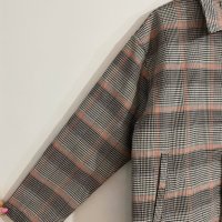 Марково стилно модерно ватирано яке с джобове, капси и топла мека подплата в актуален десен каре, снимка 4 - Якета - 35023008