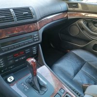 BMW528i Touring, снимка 4 - Автомобили и джипове - 44244628