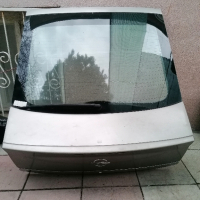 Заден капак Opel Vectra C 
Багажник Опел Вектра Ц 
Задно стъкло, снимка 1 - Части - 44784159