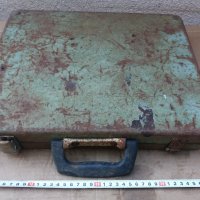 стара метална кутия , снимка 2 - Антикварни и старинни предмети - 31758830