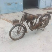 Продавам мотоциклет стара френска марка 175 сс, снимка 1 - Мотоциклети и мототехника - 44428350
