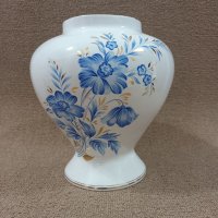 Порцеланова ваза. , снимка 13 - Антикварни и старинни предмети - 40719603