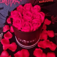 Луксозна кутия с червени рози/Кутия с рози/червени рози, снимка 1 - Декорация за дома - 44148581
