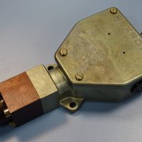Датчик за налягане Rexroth HED1 OA 40/100 pressure switch , снимка 9 - Резервни части за машини - 39001292