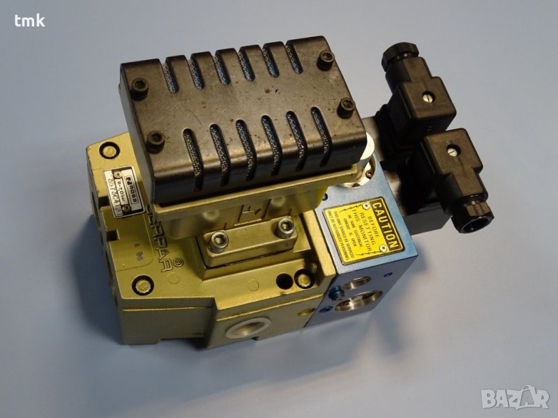 Пневматичен разпределител за преса Ross 3573C4131 solenoid valve, снимка 1