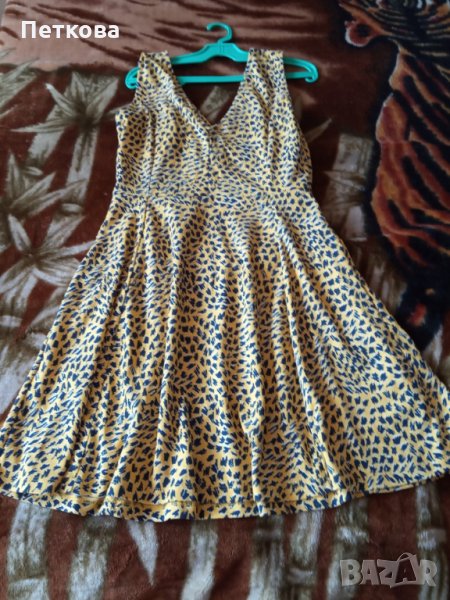 Лятна рокличка HM, снимка 1