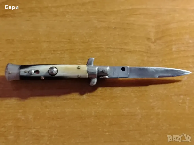 Рядък малък полуавтоматичен сгъваем нож,ножка Coricama, снимка 1