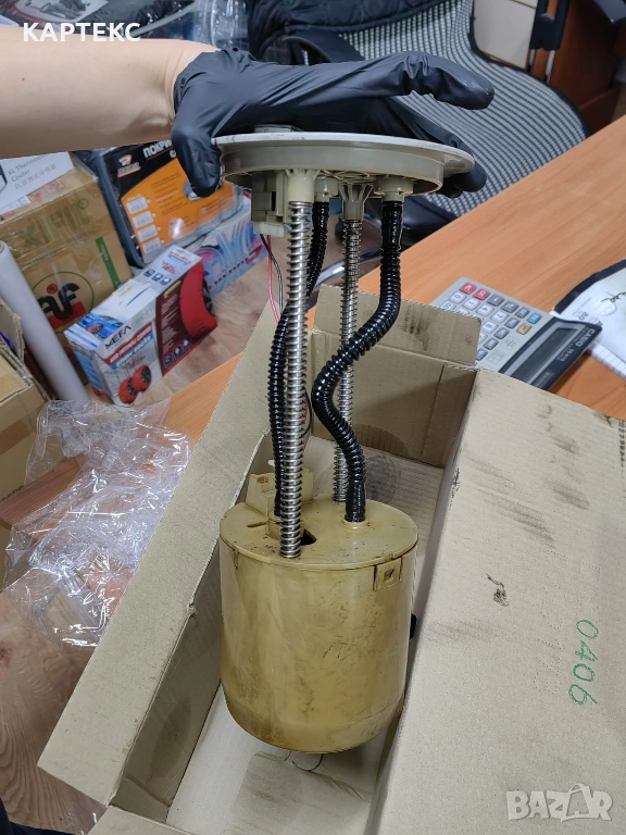 ГОРИВНА ПОМПA TOYOTA LAND CRUISER 120 3.0D, снимка 1