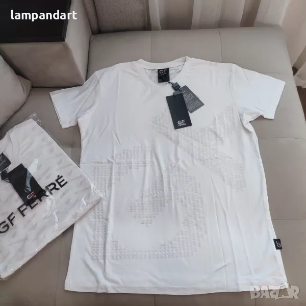 Тениска G Ferre в бяло с бродиран принт, снимка 1