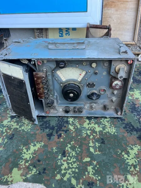 Продавам военен приемник Р311, снимка 1