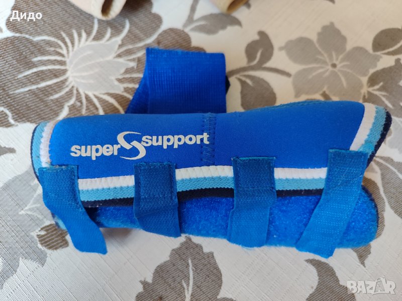 Шина/протеза за дясна ръка, снимка 1