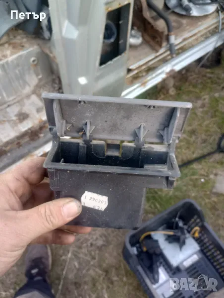 Пепелник Форд транзит 2000-2006г, снимка 1