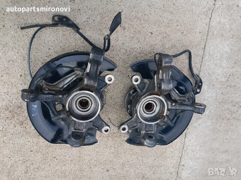 Шенкел главина Рав 4 , снимка 1