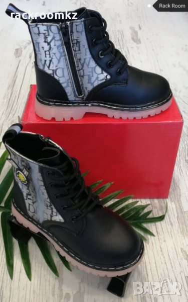 Детски модни боти с цип и връзки, снимка 1