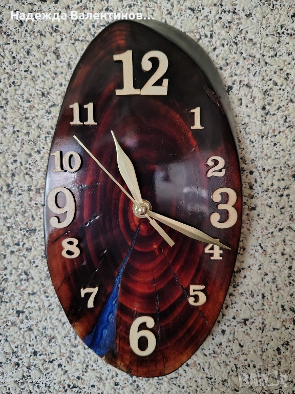 Красив стенен часовник УНИКАТ Ръчна изработка от масивно дърво , снимка 1