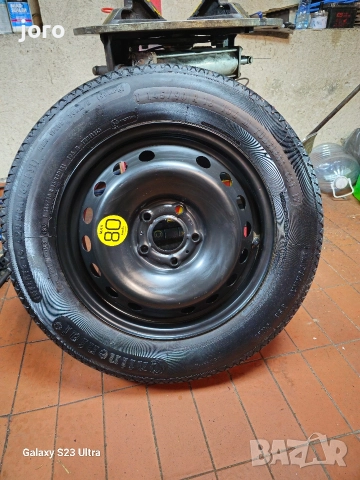 Патерица Dacia Duster 