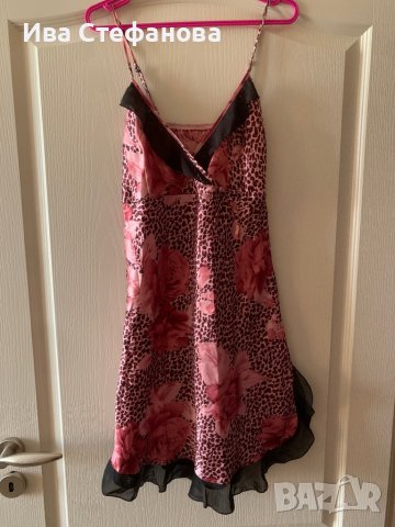 Сатенена нощница рокля розова с леопардов принт и рози , снимка 5 - Пижами - 36999016