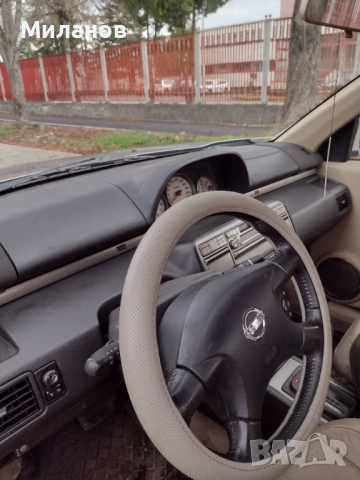 Продавам Nissan X-trail 4x4, снимка 8 - Автомобили и джипове - 52648272