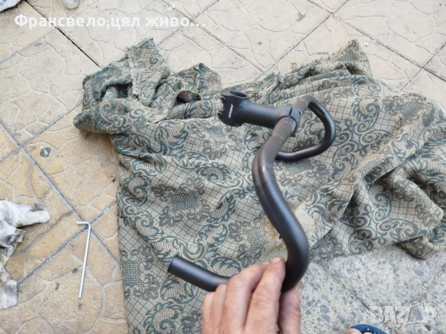 Шосейно кормило с лапа за стержен 28.6 за велосипед колело , снимка 2 - Части за велосипеди - 51184519