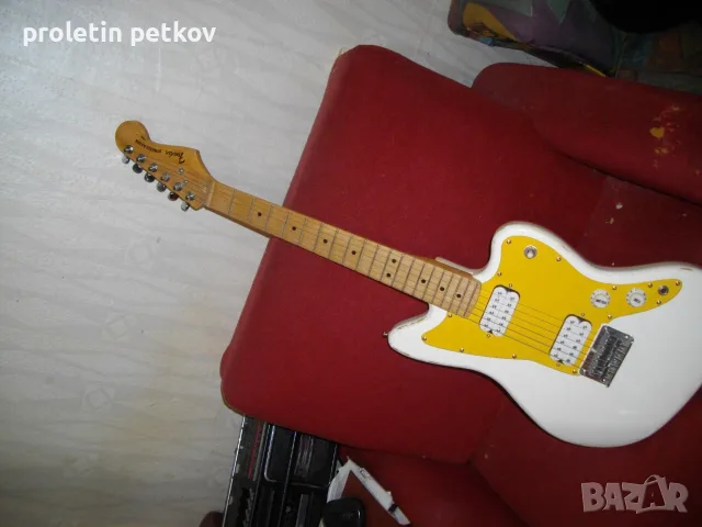 Kitara Fender Jass Master Skuier