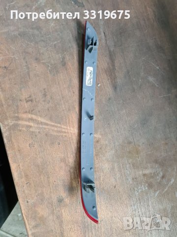 Заден светлоотразител за Мерцедес Бенз/ Mercedes Benz ML  , снимка 2 - Части - 36951483