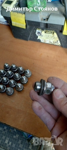 Гайки за джанти за Митсубиши mitsubishi , снимка 4 - Части - 53981630