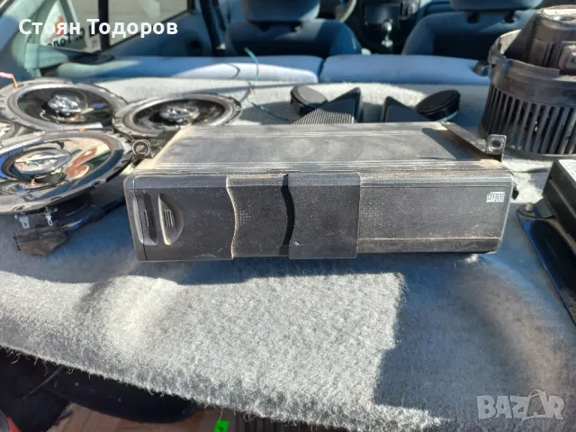 CD чейнджър, снимка 3 - Аудиосистеми - 48797996