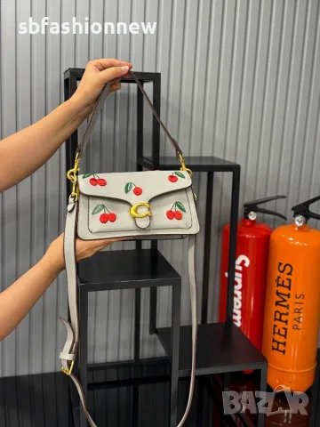 Coach cherry bag, снимка 2 - Чанти - 55756820