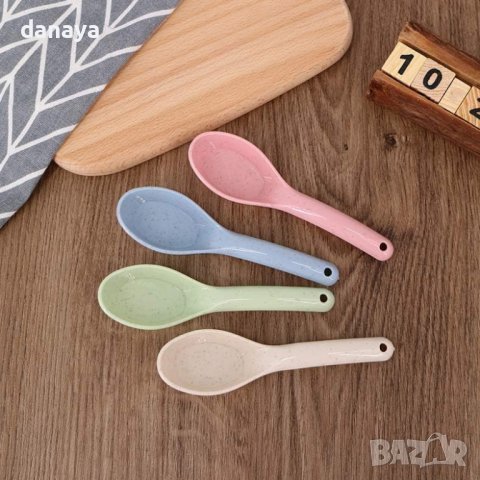 4461 Пластмасова лъжичка за подправки