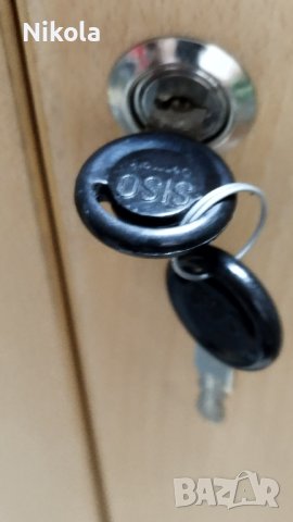 Офис шкаф - двукрил гардероб с рафтове 80/45/123см с кюч, снимка 3 - Шкафове - 42291906