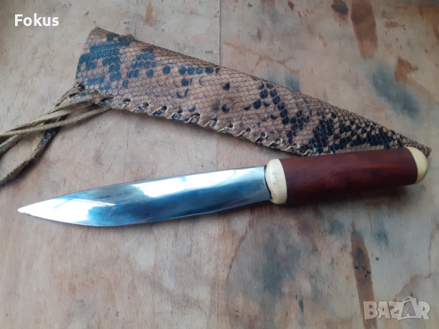 Страхотен ловен якутски кован нож с кания от змийска кожа, снимка 2 - Антикварни и старинни предмети - 54031293