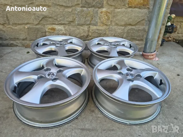 4x100 - 15 цола Suzuki Сузуки 4х100, снимка 2 - Гуми и джанти - 50085283