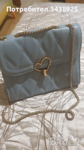 Дамски чанти, снимка 3 - Чанти - 51418860