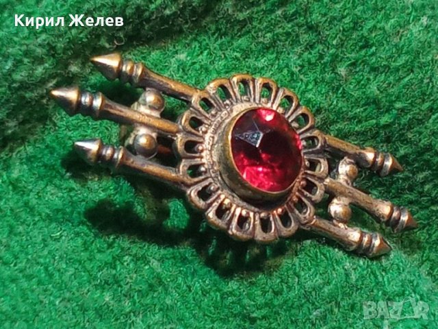 СТАРИННА СКЪПОЦЕННА ПОСРЕБРЕНА АЖУРНА РЕТРО БРОШКА с ЮВЕЛИРНО РЪЧНО ФАСЕТИРАН КАМЪК ГРАНАТ 38599