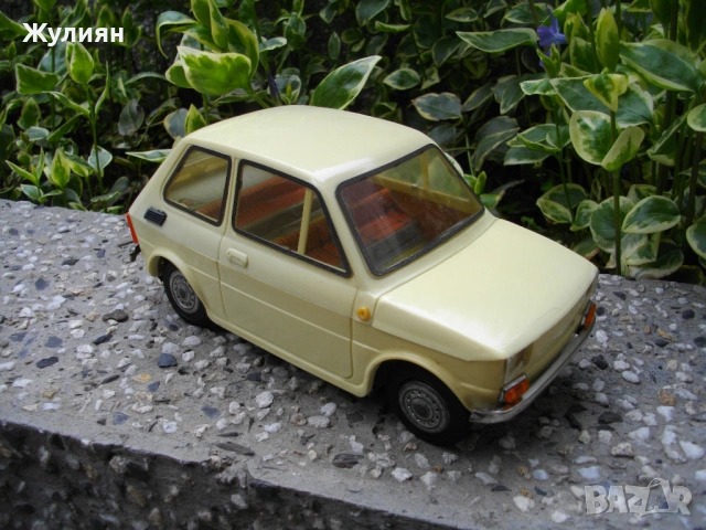 СОЦ ПЛАСТМАСОВА КОЛИЧКА ПОЛСКИ ФИАТ POLSKI FIAT 126