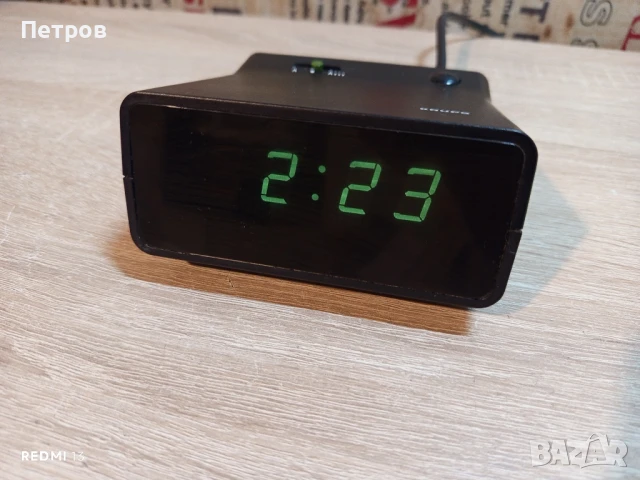 Часовник с аларма"Krups"Typ 622.(1970г), снимка 2 - Антикварни и старинни предмети - 51094171