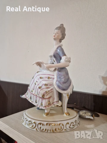 Прекрасна антикварна колекционерска унгарска фигура статуетка Hollohaza , снимка 2 - Антикварни и старинни предмети - 51008947