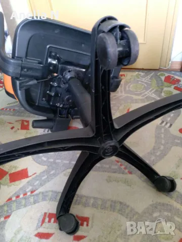 Офис стол, снимка 9 - Столове за офис - 47664809