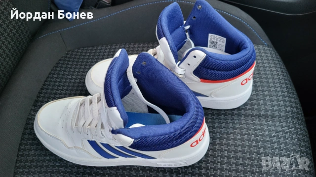 Маратонки Adidas , снимка 3 - Маратонки - 53048587
