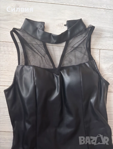 Нова дълга лъскава кожена рокля с мрежа (меш), номер 36, размер S, снимка 2 - Рокли - 52670390